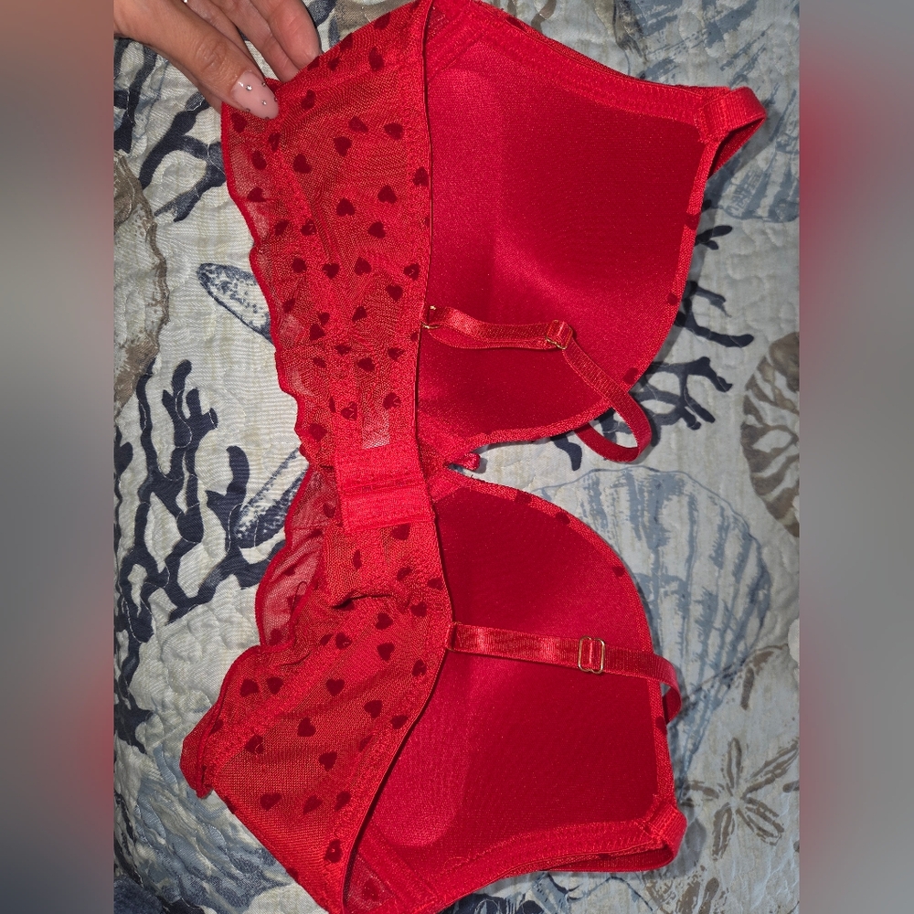 Red Heart Patterned Bra Bundle - Picture 3 of 5
